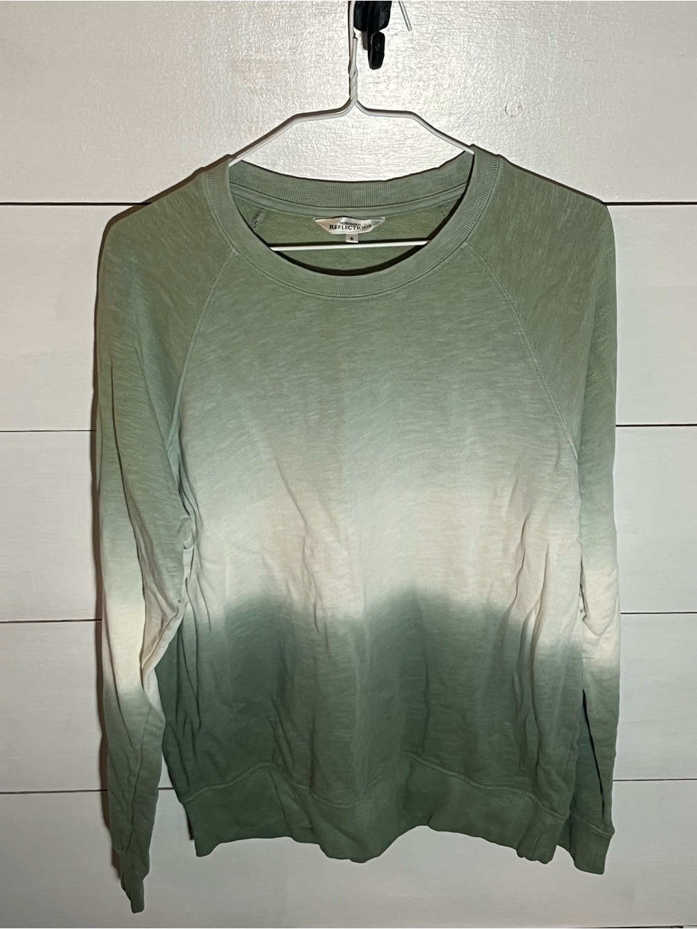 Northern Reflections Green and White Ombre Crewneck Sweater